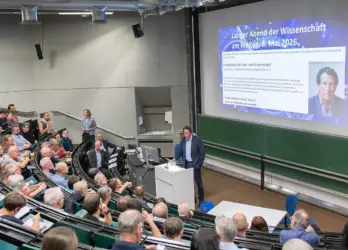 „Vorhang auf für die Wissenschaft!“